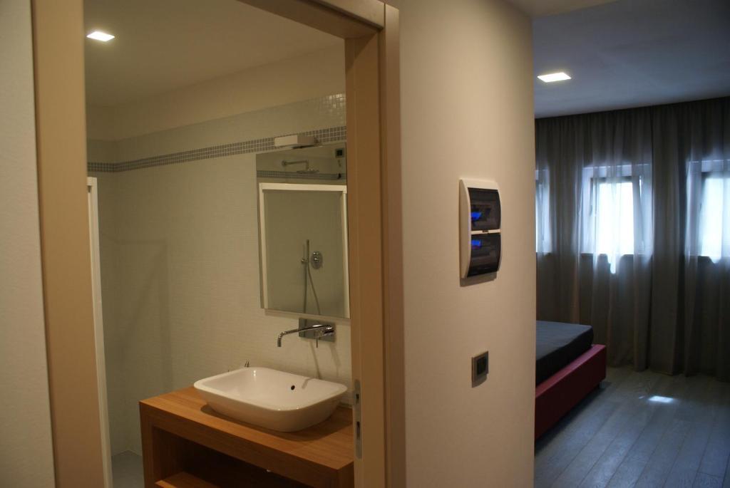 Blue Hotel سوزارّا المظهر الخارجي الصورة